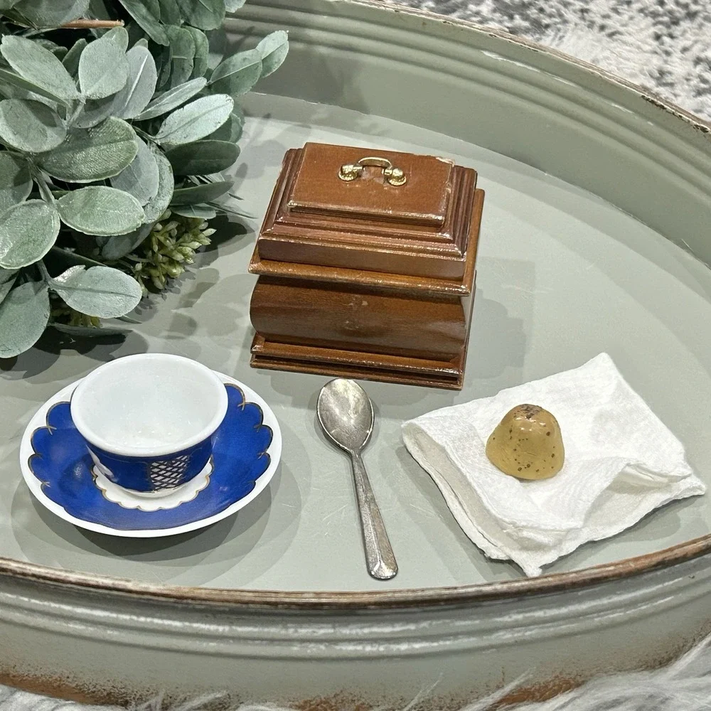American Girl Doll Felicity RETIRED Tea Lesson Set, Pleasant Co. 1990's Vintage